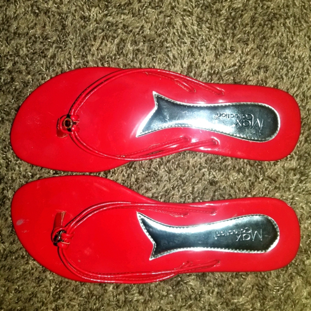 Womens sandals size: 10